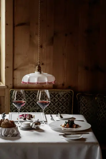 Suinsom Fine Dining Restaurant Tyrol Tyrol New 167