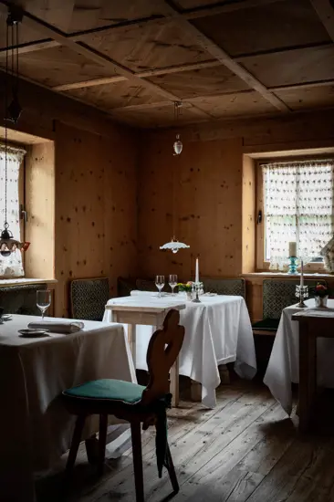 Suinsom Fine Dining Restaurant Tyrol Tyrol New 193
