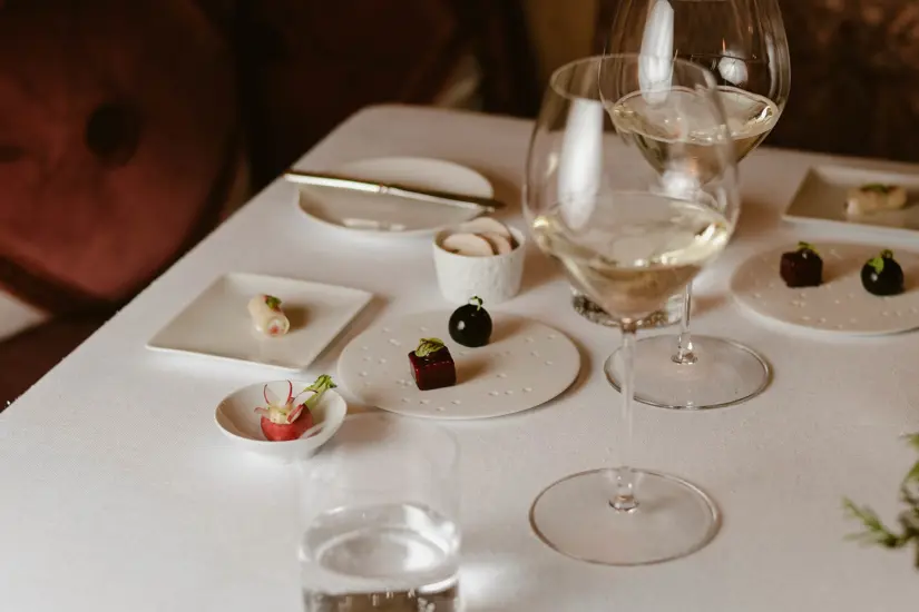 Suinsom Fine Dining Restaurant Tyrol DSC 9227 Copia